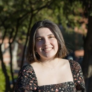 Meet your Posher, Chloe